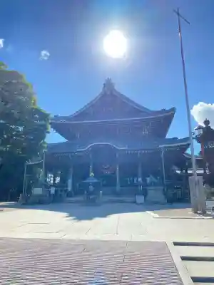 豊川稲荷の{uncategorized: "未分類", other: "その他", undefined: "問題あり", building: "その他建物", grave: "お墓", sacred_gate: "鳥居", guardian: "狛犬", statue: "像", buddha: "仏像", history: "歴史", nature: "自然", garden: "庭園", animal: "動物", pagoda: "塔", temizu: "手水舎", mountain_gate: "山門・神門", sanctuary: "本殿・本堂", subordinate: "末社・摂社", art: "芸術", scenery: "景色", jizo: "地蔵", ema: "絵馬", goshuin: "御朱印", omikuji: "おみくじ", items: "授与品その他", amulet: "お守り", goshuincho: "御朱印帳", eats: "食事", festival: "お祭り", votive_dance: "神楽", shichigosan: "七五三参", wedding: "結婚式", experience: "体験その他", initially: "初詣", around: "周辺", anti_infection: "感染症対策"}