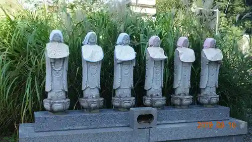 道光寺の地蔵