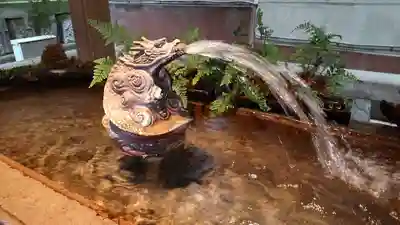 小野照崎神社の手水舎