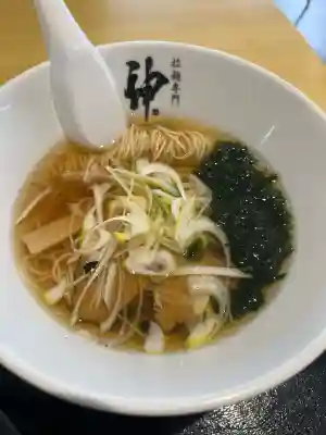 海津見神社（桂浜龍王宮）の{uncategorized: "未分類", other: "その他", undefined: "問題あり", building: "その他建物", grave: "お墓", sacred_gate: "鳥居", guardian: "狛犬", statue: "像", buddha: "仏像", history: "歴史", nature: "自然", garden: "庭園", animal: "動物", pagoda: "塔", temizu: "手水舎", mountain_gate: "山門・神門", sanctuary: "本殿・本堂", subordinate: "末社・摂社", art: "芸術", scenery: "景色", jizo: "地蔵", ema: "絵馬", goshuin: "御朱印", omikuji: "おみくじ", items: "授与品その他", amulet: "お守り", goshuincho: "御朱印帳", eats: "食事", festival: "お祭り", votive_dance: "神楽", shichigosan: "七五三参", wedding: "結婚式", experience: "体験その他", initially: "初詣", around: "周辺", anti_infection: "感染症対策"}