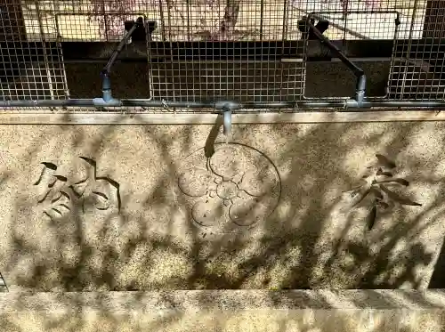 屯倉神社の{uncategorized: "未分類", other: "その他", undefined: "問題あり", building: "その他建物", grave: "お墓", sacred_gate: "鳥居", guardian: "狛犬", statue: "像", buddha: "仏像", history: "歴史", nature: "自然", garden: "庭園", animal: "動物", pagoda: "塔", temizu: "手水舎", mountain_gate: "山門・神門", sanctuary: "本殿・本堂", subordinate: "末社・摂社", art: "芸術", scenery: "景色", jizo: "地蔵", ema: "絵馬", goshuin: "御朱印", omikuji: "おみくじ", items: "授与品その他", amulet: "お守り", goshuincho: "御朱印帳", eats: "食事", festival: "お祭り", votive_dance: "神楽", shichigosan: "七五三参", wedding: "結婚式", experience: "体験その他", initially: "初詣", around: "周辺", anti_infection: "感染症対策"}