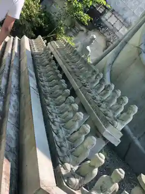 南法華寺（壷阪寺）の{uncategorized: "未分類", other: "その他", undefined: "問題あり", building: "その他建物", grave: "お墓", sacred_gate: "鳥居", guardian: "狛犬", statue: "像", buddha: "仏像", history: "歴史", nature: "自然", garden: "庭園", animal: "動物", pagoda: "塔", temizu: "手水舎", mountain_gate: "山門・神門", sanctuary: "本殿・本堂", subordinate: "末社・摂社", art: "芸術", scenery: "景色", jizo: "地蔵", ema: "絵馬", goshuin: "御朱印", omikuji: "おみくじ", items: "授与品その他", amulet: "お守り", goshuincho: "御朱印帳", eats: "食事", festival: "お祭り", votive_dance: "神楽", shichigosan: "七五三参", wedding: "結婚式", experience: "体験その他", initially: "初詣", around: "周辺", anti_infection: "感染症対策"}