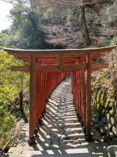 祐徳稲荷神社の{uncategorized: "未分類", other: "その他", undefined: "問題あり", building: "その他建物", grave: "お墓", sacred_gate: "鳥居", guardian: "狛犬", statue: "像", buddha: "仏像", history: "歴史", nature: "自然", garden: "庭園", animal: "動物", pagoda: "塔", temizu: "手水舎", mountain_gate: "山門・神門", sanctuary: "本殿・本堂", subordinate: "末社・摂社", art: "芸術", scenery: "景色", jizo: "地蔵", ema: "絵馬", goshuin: "御朱印", omikuji: "おみくじ", items: "授与品その他", amulet: "お守り", goshuincho: "御朱印帳", eats: "食事", festival: "お祭り", votive_dance: "神楽", shichigosan: "七五三参", wedding: "結婚式", experience: "体験その他", initially: "初詣", around: "周辺", anti_infection: "感染症対策"}