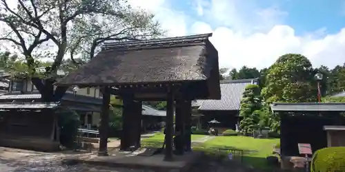 金剛寺の山門