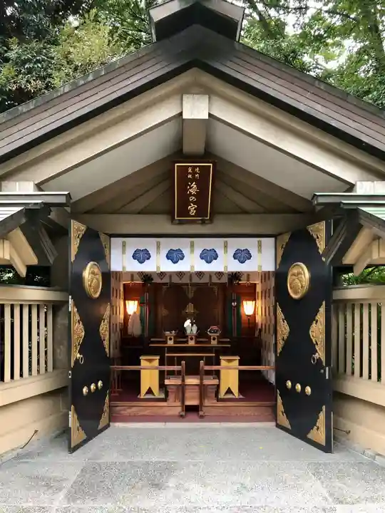 東郷神社の末社・摂社