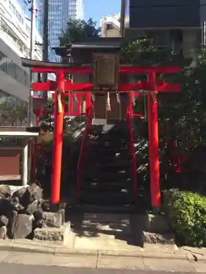 講武稲荷神社の鳥居