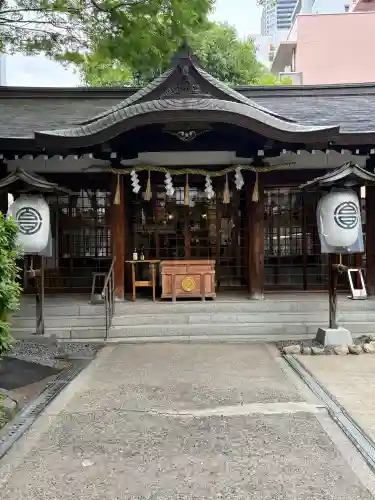 サムハラ神社の{uncategorized: "未分類", other: "その他", undefined: "問題あり", building: "その他建物", grave: "お墓", sacred_gate: "鳥居", guardian: "狛犬", statue: "像", buddha: "仏像", history: "歴史", nature: "自然", garden: "庭園", animal: "動物", pagoda: "塔", temizu: "手水舎", mountain_gate: "山門・神門", sanctuary: "本殿・本堂", subordinate: "末社・摂社", art: "芸術", scenery: "景色", jizo: "地蔵", ema: "絵馬", goshuin: "御朱印", omikuji: "おみくじ", items: "授与品その他", amulet: "お守り", goshuincho: "御朱印帳", eats: "食事", festival: "お祭り", votive_dance: "神楽", shichigosan: "七五三参", wedding: "結婚式", experience: "体験その他", initially: "初詣", around: "周辺", anti_infection: "感染症対策"}