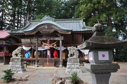 神原田神社の本殿