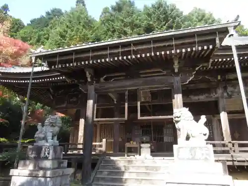 金蔵寺の本殿・本堂