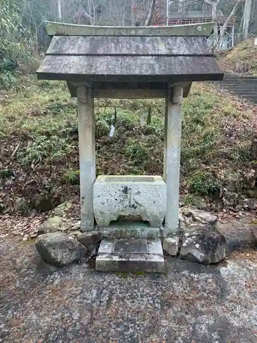 五十餘州神社の手水舎