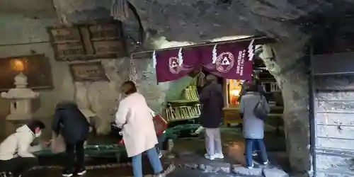銭洗弁財天宇賀福神社(神奈川県)