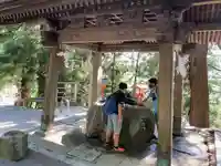 新倉富士浅間神社の手水舎