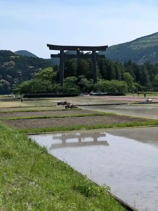 熊野本宮大社産田社の{uncategorized: "未分類", other: "その他", undefined: "問題あり", building: "その他建物", grave: "お墓", sacred_gate: "鳥居", guardian: "狛犬", statue: "像", buddha: "仏像", history: "歴史", nature: "自然", garden: "庭園", animal: "動物", pagoda: "塔", temizu: "手水舎", mountain_gate: "山門・神門", sanctuary: "本殿・本堂", subordinate: "末社・摂社", art: "芸術", scenery: "景色", jizo: "地蔵", ema: "絵馬", goshuin: "御朱印", omikuji: "おみくじ", items: "授与品その他", amulet: "お守り", goshuincho: "御朱印帳", eats: "食事", festival: "お祭り", votive_dance: "神楽", shichigosan: "七五三参", wedding: "結婚式", experience: "体験その他", initially: "初詣", around: "周辺", anti_infection: "感染症対策"}