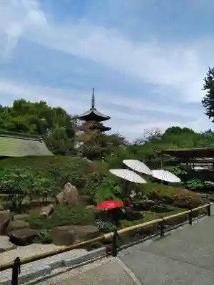 上野東照宮の塔
