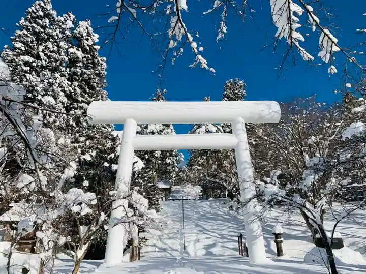 土津神社|こどもと出世の神さまの鳥居