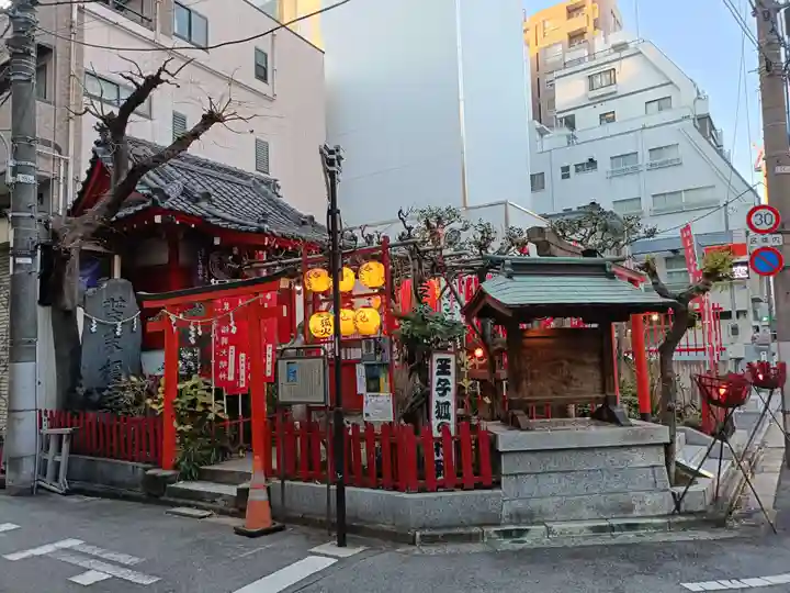 装束稲荷神社(王子稲荷神社境外摂社)(東京都)