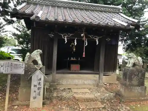 鶴峯八幡宮の末社