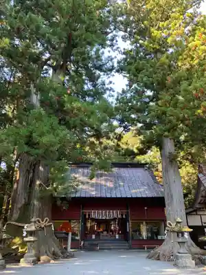 北口本宮冨士浅間神社の末社・摂社