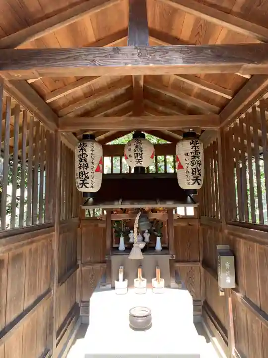 雲林院の末社・摂社