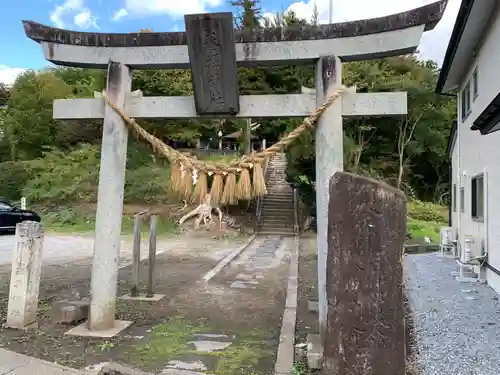 巻堀神社の鳥居