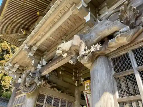 秋葉山本宮 秋葉神社 上社の{uncategorized: "未分類", other: "その他", undefined: "問題あり", building: "その他建物", grave: "お墓", sacred_gate: "鳥居", guardian: "狛犬", statue: "像", buddha: "仏像", history: "歴史", nature: "自然", garden: "庭園", animal: "動物", pagoda: "塔", temizu: "手水舎", mountain_gate: "山門・神門", sanctuary: "本殿・本堂", subordinate: "末社・摂社", art: "芸術", scenery: "景色", jizo: "地蔵", ema: "絵馬", goshuin: "御朱印", omikuji: "おみくじ", items: "授与品その他", amulet: "お守り", goshuincho: "御朱印帳", eats: "食事", festival: "お祭り", votive_dance: "神楽", shichigosan: "七五三参", wedding: "結婚式", experience: "体験その他", initially: "初詣", around: "周辺", anti_infection: "感染症対策"}