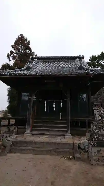 和泉神社の本殿・本堂