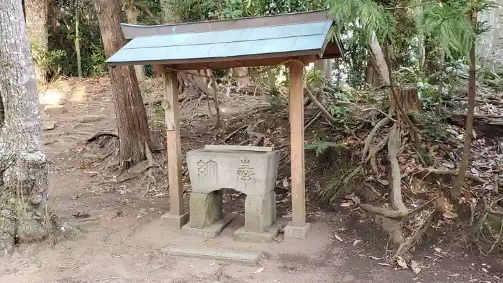 子安神社の手水舎