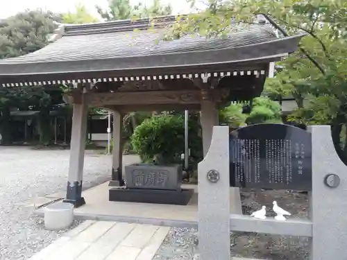 丸子神社　浅間神社の手水舎