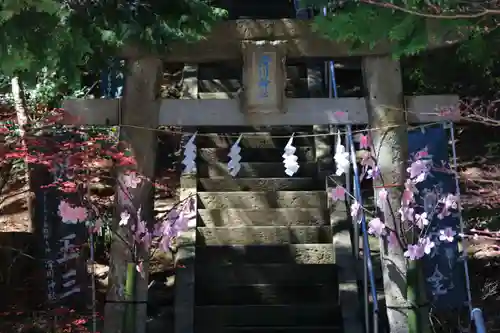 滑川神社 - 仕事と子どもの守り神の鳥居