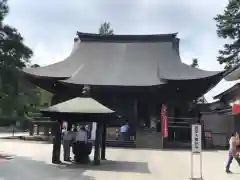 高幡不動尊　金剛寺の本殿