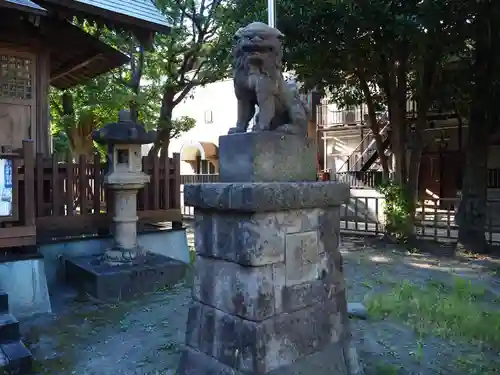 神明神社の狛犬