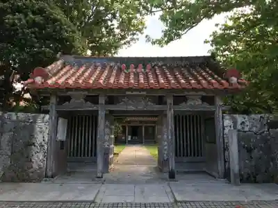 桃林寺の山門・神門