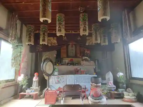 仏堂の本殿・本堂