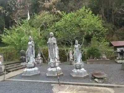 代々木神社の仏像