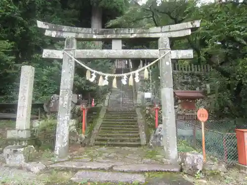 高座神社の鳥居