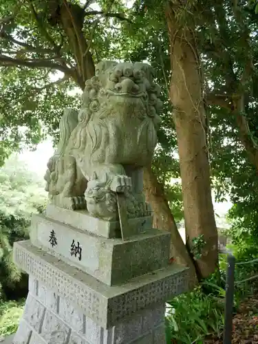 佐波波地祇神社の狛犬