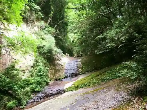 室生龍穴神社の自然