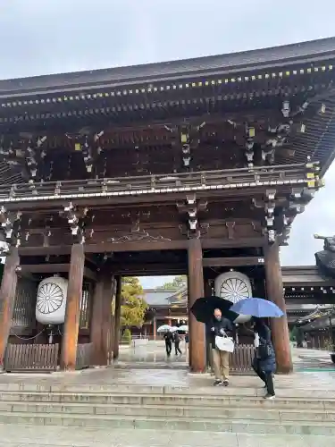 寒川神社の{uncategorized: "未分類", other: "その他", undefined: "問題あり", building: "その他建物", grave: "お墓", sacred_gate: "鳥居", guardian: "狛犬", statue: "像", buddha: "仏像", history: "歴史", nature: "自然", garden: "庭園", animal: "動物", pagoda: "塔", temizu: "手水舎", mountain_gate: "山門・神門", sanctuary: "本殿・本堂", subordinate: "末社・摂社", art: "芸術", scenery: "景色", jizo: "地蔵", ema: "絵馬", goshuin: "御朱印", omikuji: "おみくじ", items: "授与品その他", amulet: "お守り", goshuincho: "御朱印帳", eats: "食事", festival: "お祭り", votive_dance: "神楽", shichigosan: "七五三参", wedding: "結婚式", experience: "体験その他", initially: "初詣", around: "周辺", anti_infection: "感染症対策"}