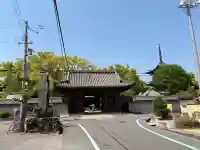 斑鳩寺の{uncategorized: "未分類", other: "その他", undefined: "問題あり", building: "その他建物", grave: "お墓", sacred_gate: "鳥居", guardian: "狛犬", statue: "像", buddha: "仏像", history: "歴史", nature: "自然", garden: "庭園", animal: "動物", pagoda: "塔", temizu: "手水舎", mountain_gate: "山門・神門", sanctuary: "本殿・本堂", subordinate: "末社・摂社", art: "芸術", scenery: "景色", jizo: "地蔵", ema: "絵馬", goshuin: "御朱印", omikuji: "おみくじ", items: "授与品その他", amulet: "お守り", goshuincho: "御朱印帳", eats: "食事", festival: "お祭り", votive_dance: "神楽", shichigosan: "七五三参", wedding: "結婚式", experience: "体験その他", initially: "初詣", around: "周辺", anti_infection: "感染症対策"}