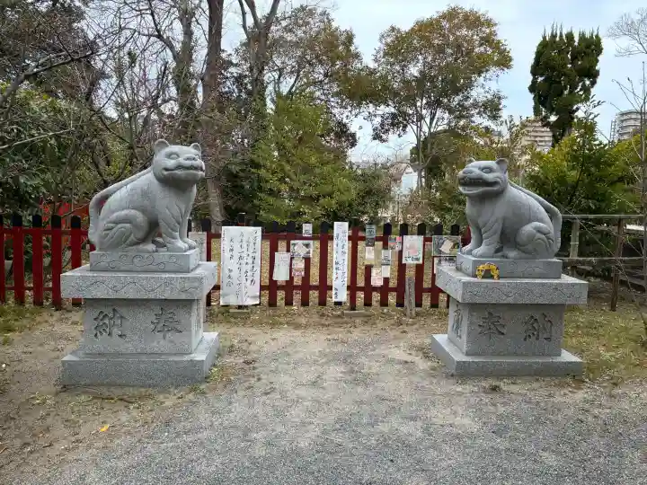 大江神社の{uncategorized: "未分類", other: "その他", undefined: "問題あり", building: "その他建物", grave: "お墓", sacred_gate: "鳥居", guardian: "狛犬", statue: "像", buddha: "仏像", history: "歴史", nature: "自然", garden: "庭園", animal: "動物", pagoda: "塔", temizu: "手水舎", mountain_gate: "山門・神門", sanctuary: "本殿・本堂", subordinate: "末社・摂社", art: "芸術", scenery: "景色", jizo: "地蔵", ema: "絵馬", goshuin: "御朱印", omikuji: "おみくじ", items: "授与品その他", amulet: "お守り", goshuincho: "御朱印帳", eats: "食事", festival: "お祭り", votive_dance: "神楽", shichigosan: "七五三参", wedding: "結婚式", experience: "体験その他", initially: "初詣", around: "周辺", anti_infection: "感染症対策"}