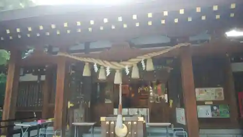 新田神社の本殿・本堂