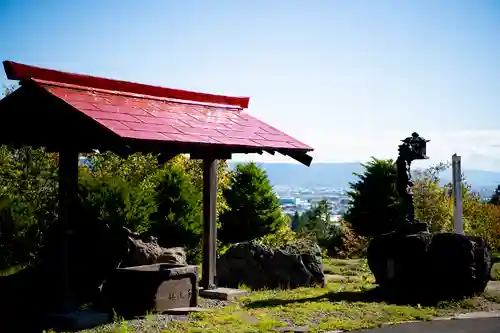 中富良野神社の手水舎