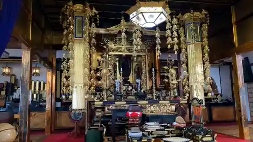 西養寺の本殿・本堂