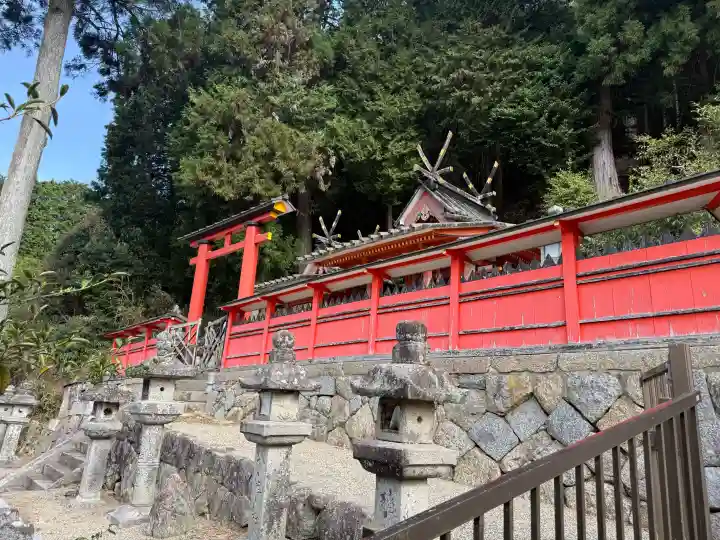 天神社の{uncategorized: "未分類", other: "その他", undefined: "問題あり", building: "その他建物", grave: "お墓", sacred_gate: "鳥居", guardian: "狛犬", statue: "像", buddha: "仏像", history: "歴史", nature: "自然", garden: "庭園", animal: "動物", pagoda: "塔", temizu: "手水舎", mountain_gate: "山門・神門", sanctuary: "本殿・本堂", subordinate: "末社・摂社", art: "芸術", scenery: "景色", jizo: "地蔵", ema: "絵馬", goshuin: "御朱印", omikuji: "おみくじ", items: "授与品その他", amulet: "お守り", goshuincho: "御朱印帳", eats: "食事", festival: "お祭り", votive_dance: "神楽", shichigosan: "七五三参", wedding: "結婚式", experience: "体験その他", initially: "初詣", around: "周辺", anti_infection: "感染症対策"}
