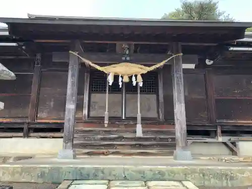 塩釜神社の本殿