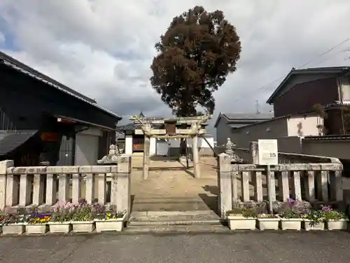 市杵島神社(奈良県)