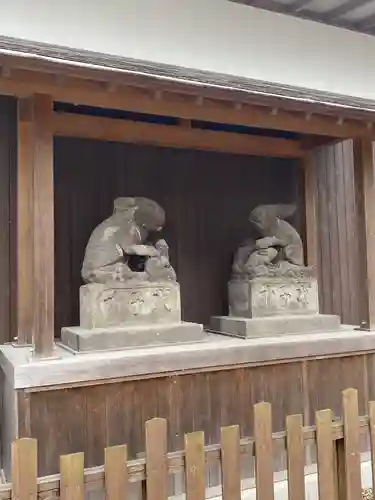 調神社の狛犬