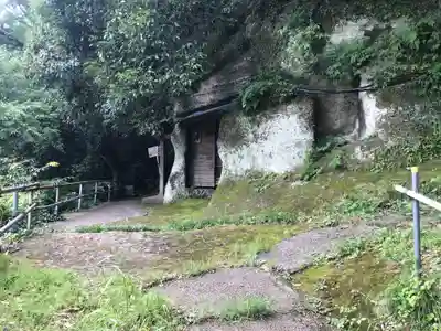 岩見堂やぐらのその他建物
