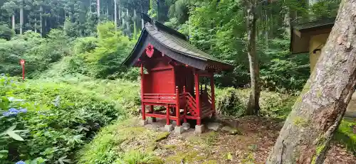 大深山　観音寺　深山観音堂の末社