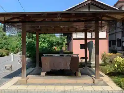 板倉雷電神社の手水舎